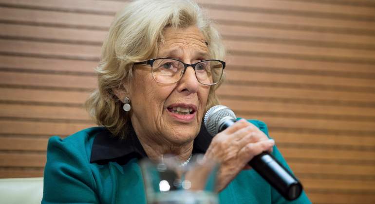 carmena-manuela-microfono-10octubre2018-efe.jpg
