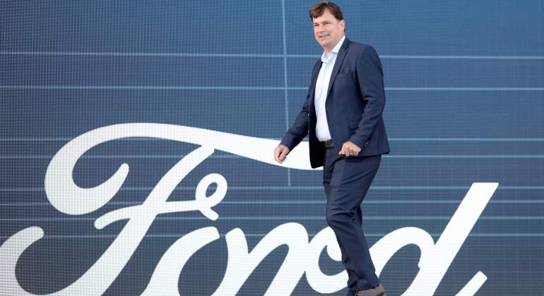 jim-farley-ford.jpg