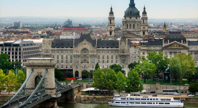 budapest-panoramica-770-dreamstime.jpg