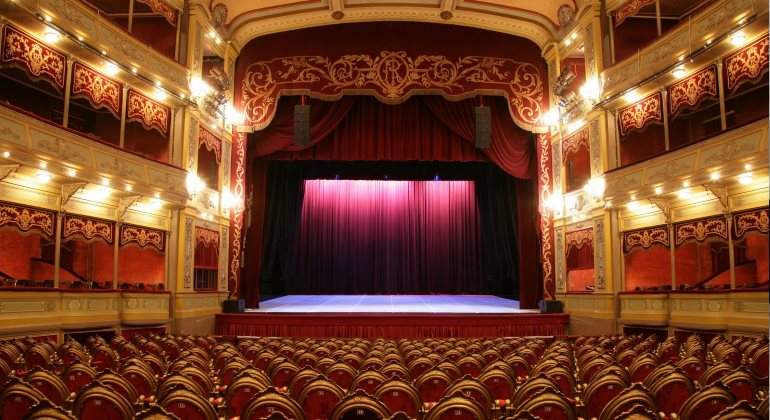 teatro-770.jpg