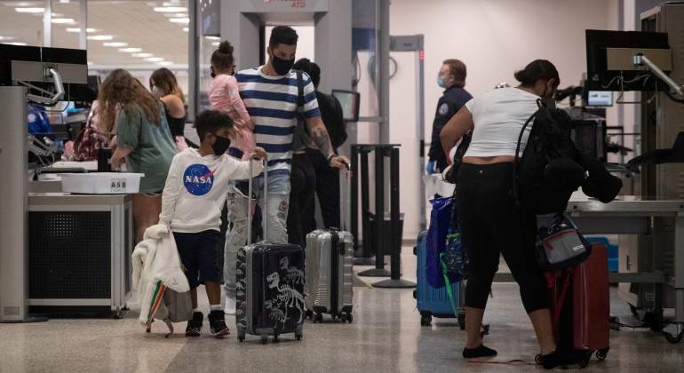 aerolineas-aviacion-aeropuesto-pasajeros-reuters.jpg