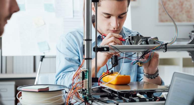 fp_dual_formacion_estudiante_istock.jpg