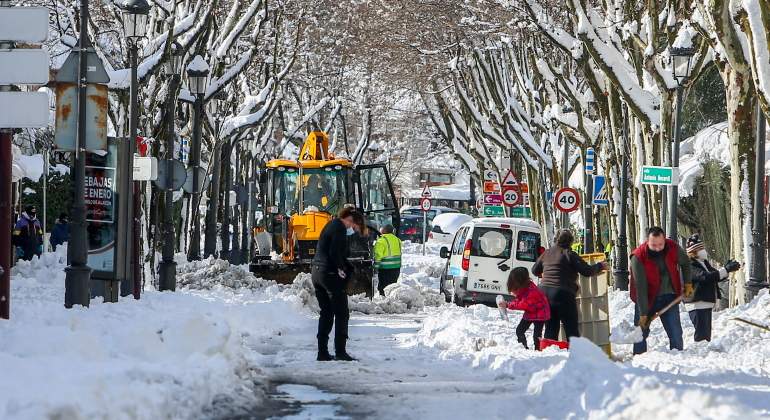 filomena-nieve-trabajos-carretera-ep.jpg