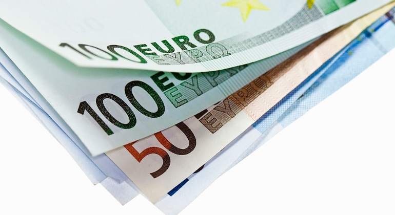 billetes-euro-esquina-getty.jpg