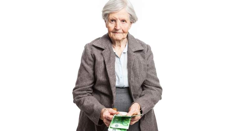 jubilada-billetes-cien-euros.jpg