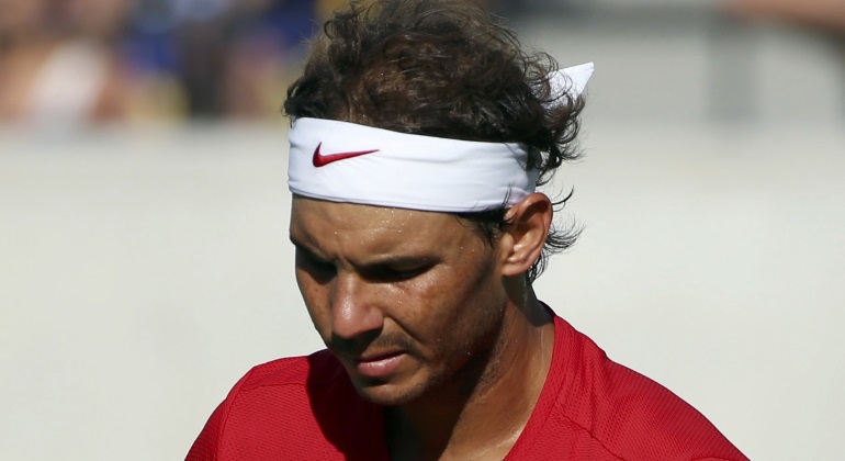 nadal-cabizbajo.jpg