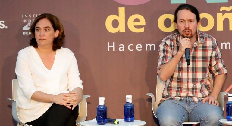 colau-iglesias-oct18-efe.jpg