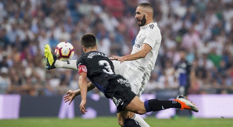 benzema-bustinza-madrid-leganes-2018-getty.jpg