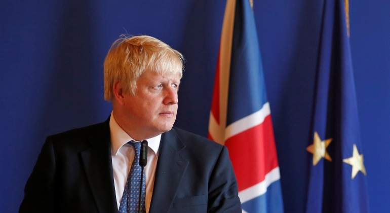 boris-johnson-bandera-ue-reino-unido-reuters-770x420.jpg