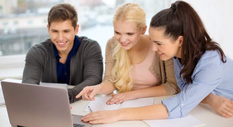 estudiantes-online.jpg