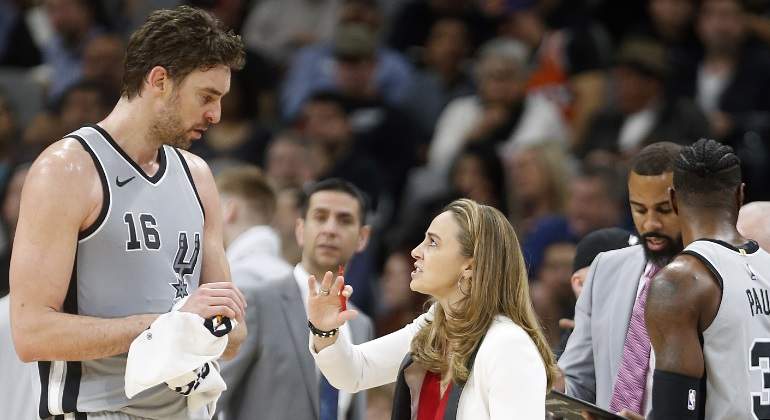paul-gasol-becky-hammon-getty.jpg