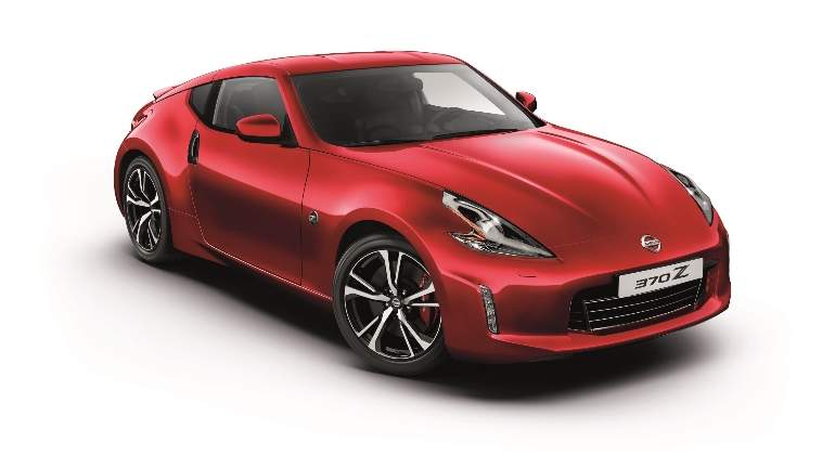 nissan-370z-2018-01.jpg