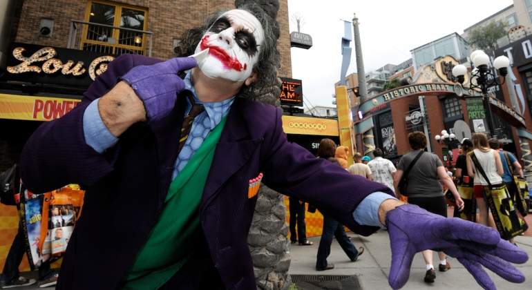 comic-con-coronavirus-virtual.jpg