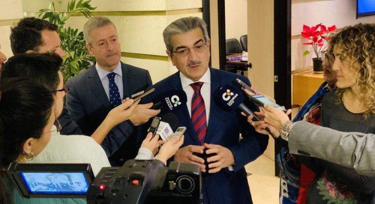 El vicepresidente y consejero de Hacienda de Canarias Romn Rodrguez