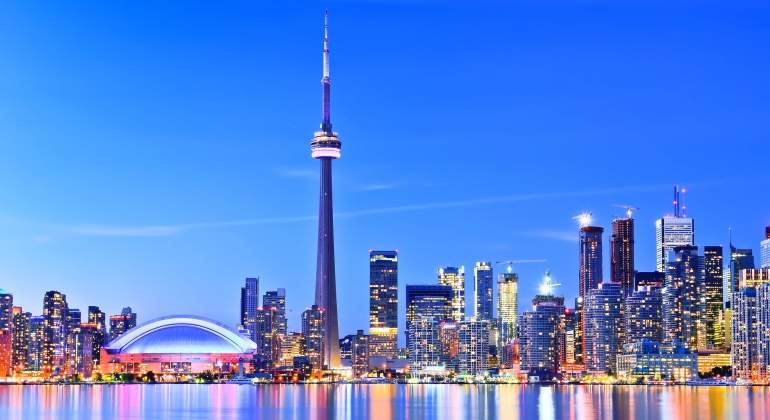 toronto-dreamstime.jpg