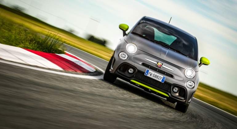 abarth-595.01.jpg
