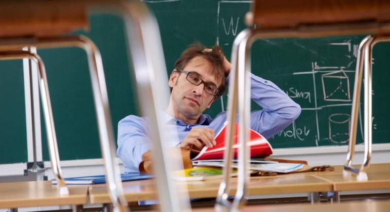 profesor-despedido-triste-alamy.jpg