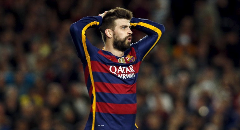 pique-valencia-lamenta-reuters.jpg