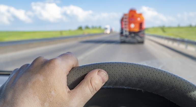 distancia-seguridad-carretera-multa-dreamstime.jpg
