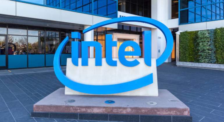 intel-logo.jpg