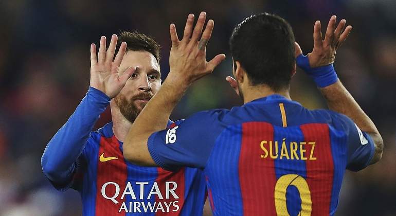 messi-suarez-celebran-valencia-efe.jpg