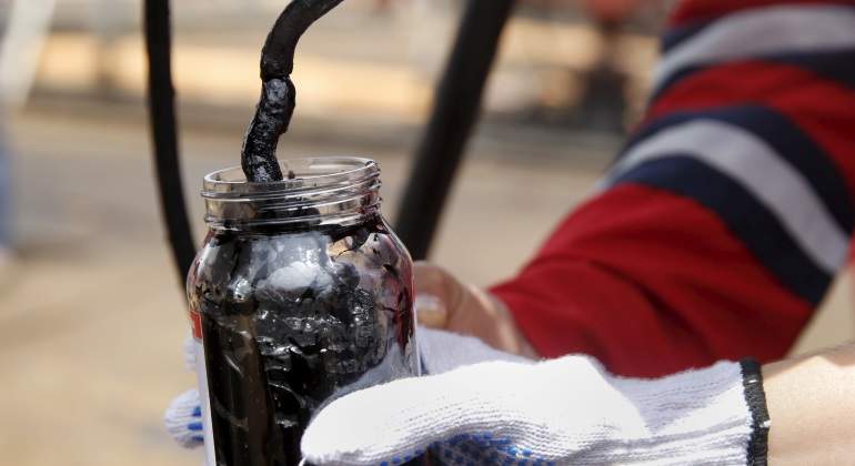 petroleo-bote.jpg