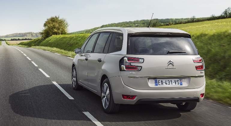 citroen-c4-picasso-2016-2.jpg