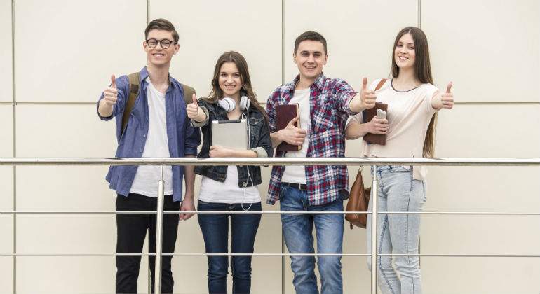 estudiantes-2-defini.jpg