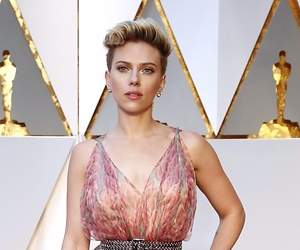/imag/_v0/770x420/c/9/5/scarlett-johanson.jpg - 300x250