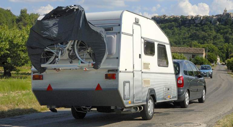 caravana-coche-francia-770-dreamstime.jpg