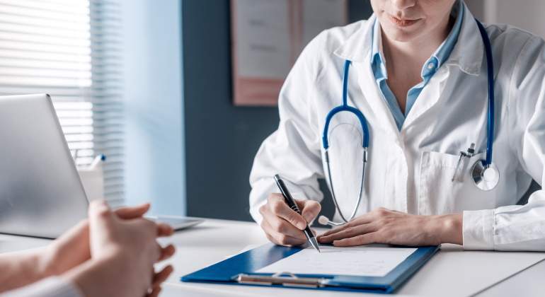 medicos-istock.jpg