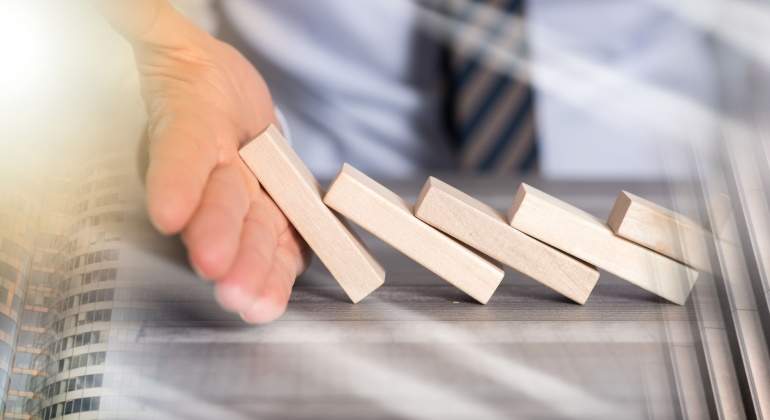efecto-domino-dreamstime.jpg