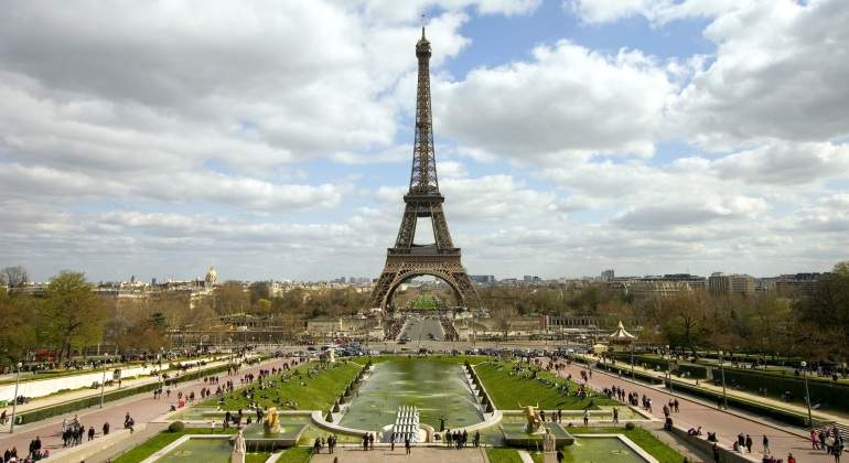 turismo-paris-dreamstime.jpg