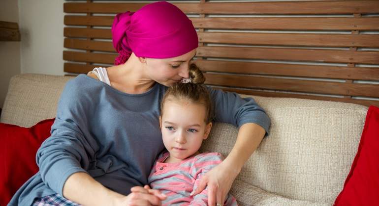 cancermama-dreamstime.jpg