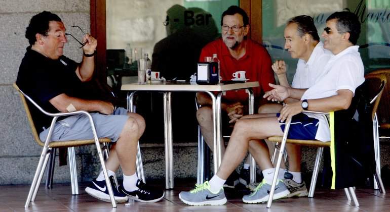 rajoy-galicia-amigos-efe.jpg
