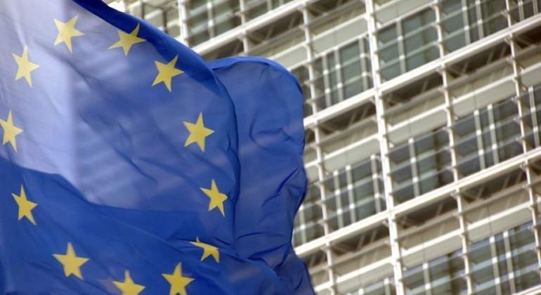 EuropaPress_1768432_comision_europea_subraya_incidente_trump_nunca_tratara_mal_periodista.jpg