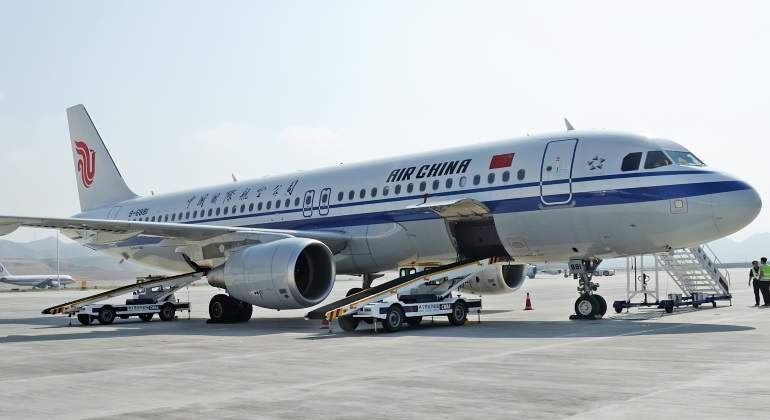 air-china-dreamstime.jpg