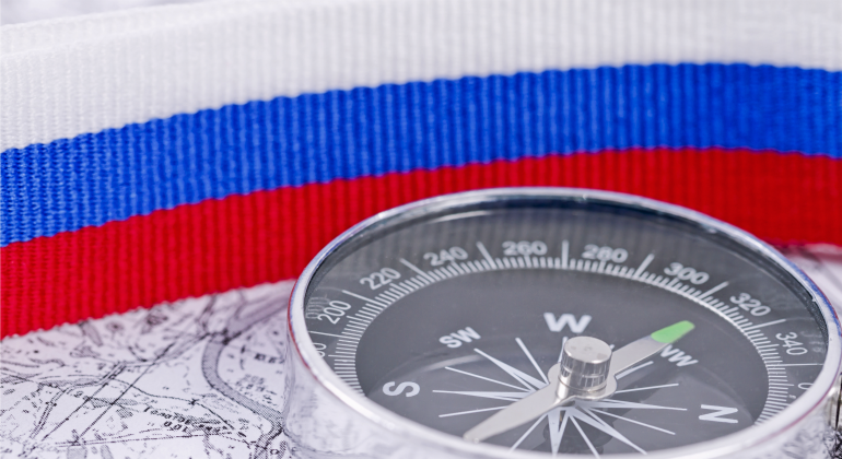 rusia-brujula.png