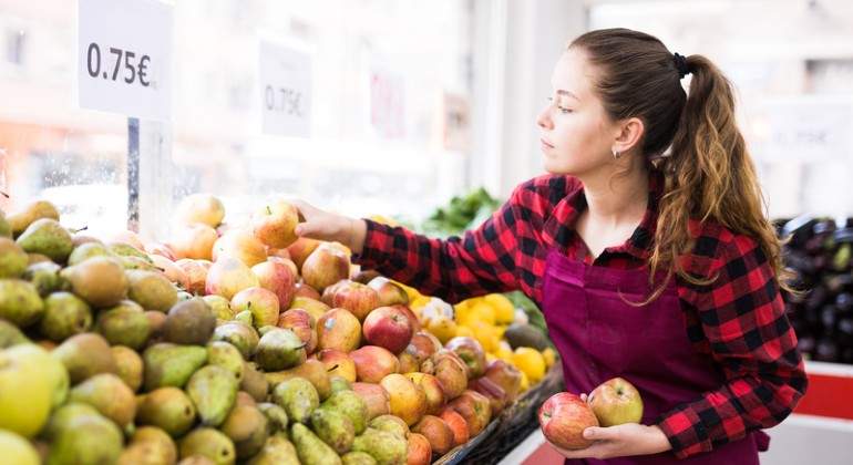 fruteria-dreamstime.jpg