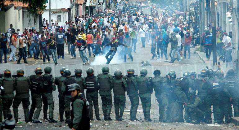 venezuela-toma-policia-octubre2016-reuters.jpg