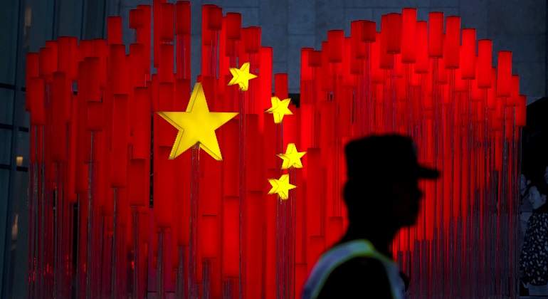 china-corazon-bandera-luces-sombra-reuters-770x420.jpg