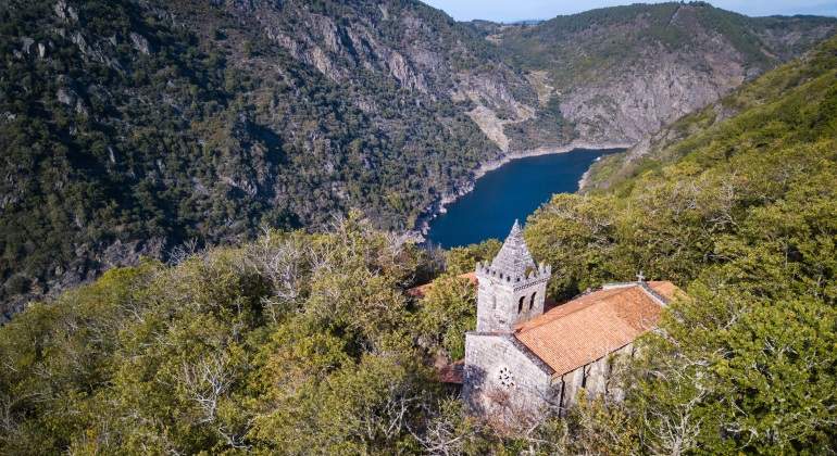 ribeira-sacra-1-Andres-Garcia-Martin-Dreamstime.jpg