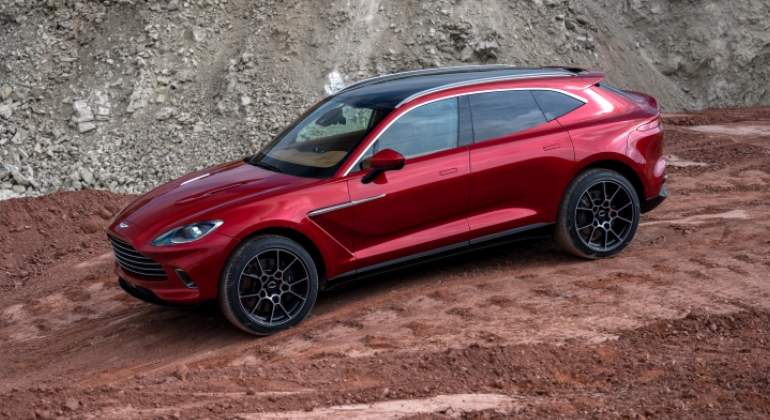 aston-martin-dbx.0.jpg