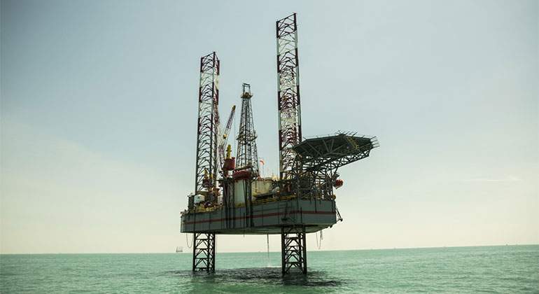 plataforma-petrolera-reuters.jpg