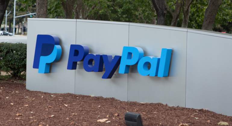 paypal-istock.jpg