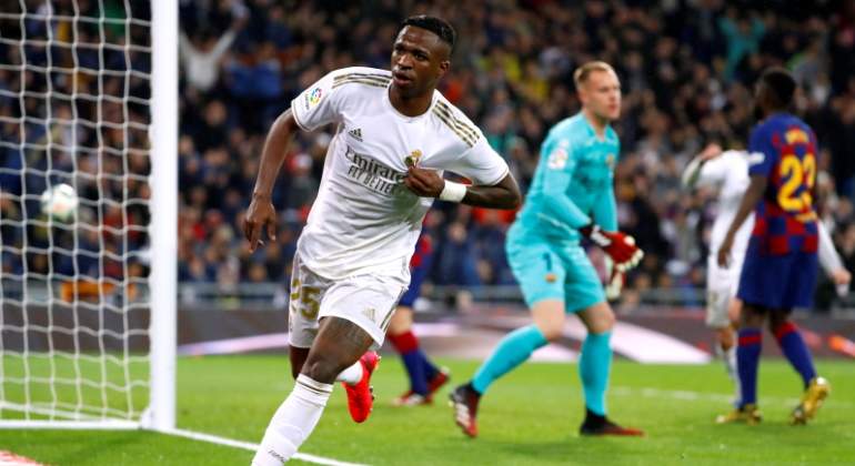 vinicius-celebra-clasico-efe.jpg