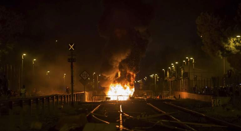 murcia-ave-protestas-efe.jpg