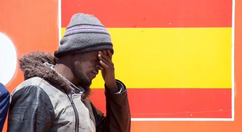 inmigrantes-rescatados-granada-14junio2018-efe.jpg