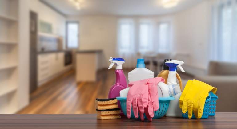 utensilios-limpieza-hogar-recurso-dreamstime.jpg