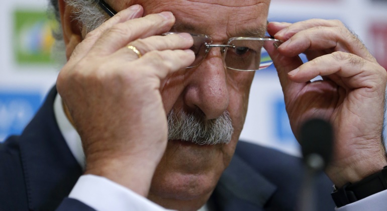 DelBosque-gafas-2016-efe.jpg